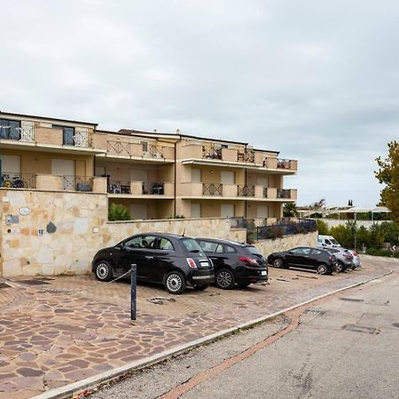 Alloggio Vista Mare - Parcheggio Gratis Pineto Zewnętrze zdjęcie