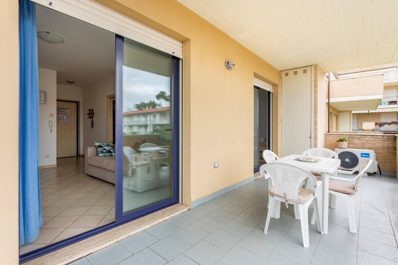Alloggio Vista Mare - Parcheggio Gratis Pineto Zewnętrze zdjęcie