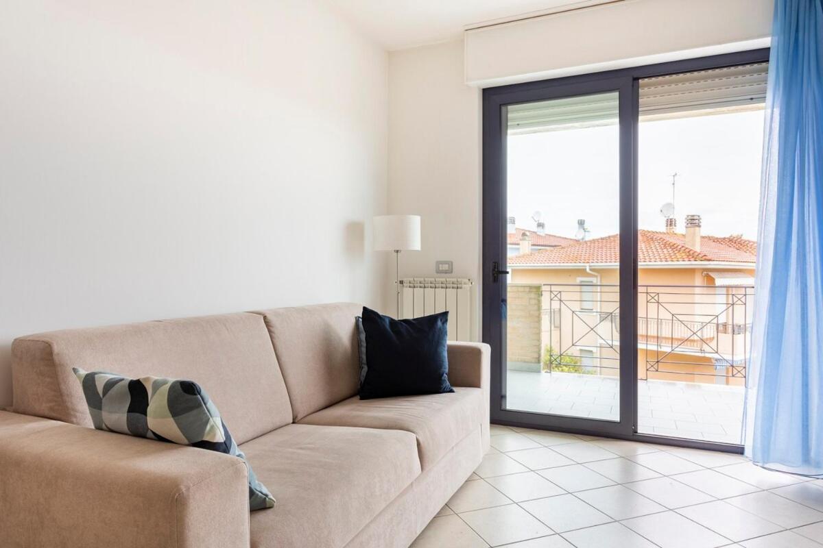Alloggio Vista Mare - Parcheggio Gratis Pineto Zewnętrze zdjęcie